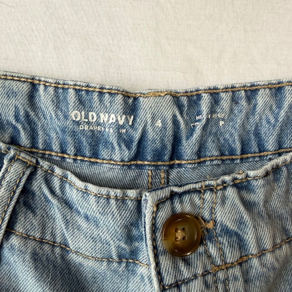 Front Pocket Wide Leg Jeans | Size 4 | Old Navy - Picture 4 of 7